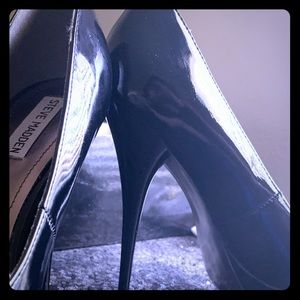 Steve Madden black platform heels